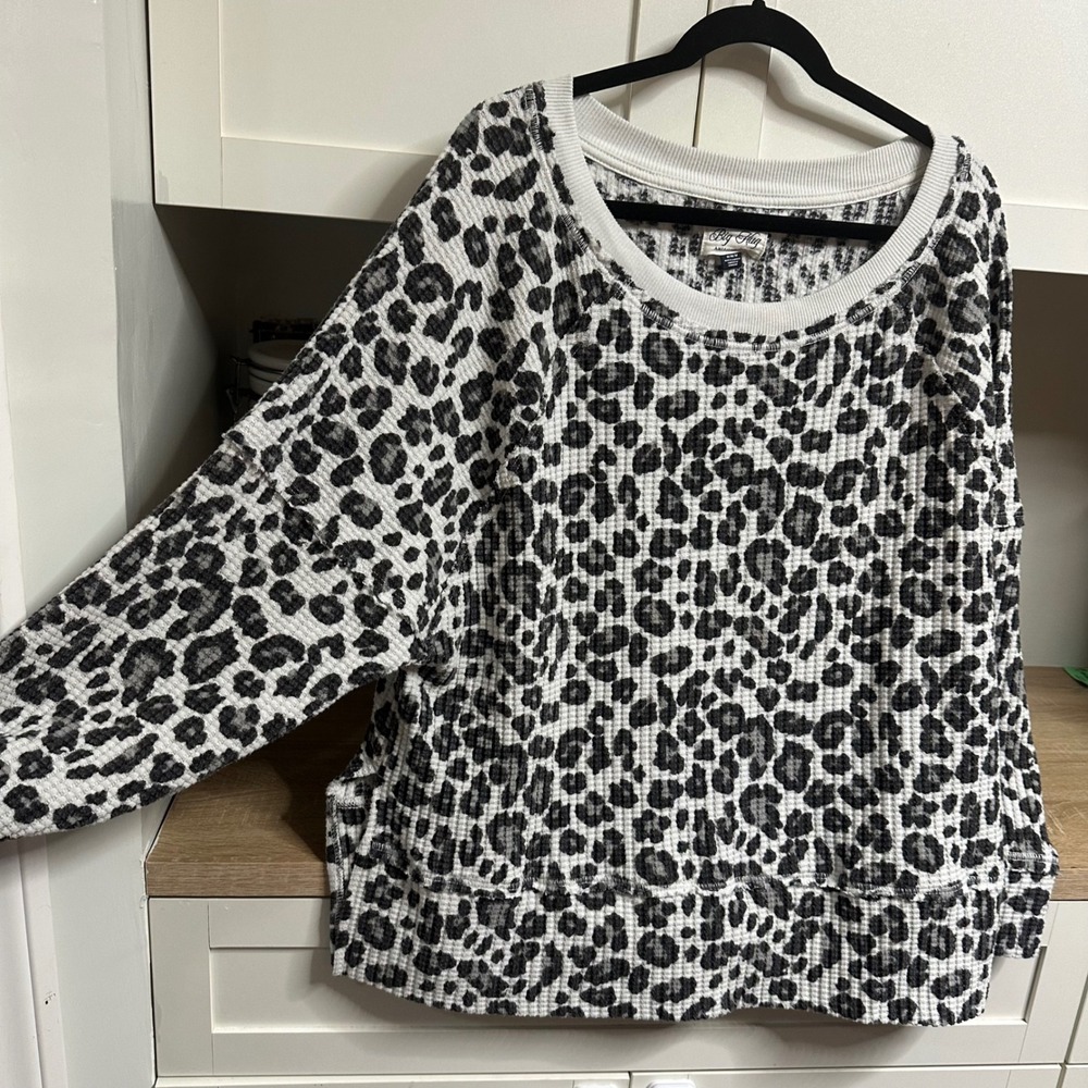American Eagle Big Hug Waffle Knit Top Women M Leopard Print Thermal Oversized